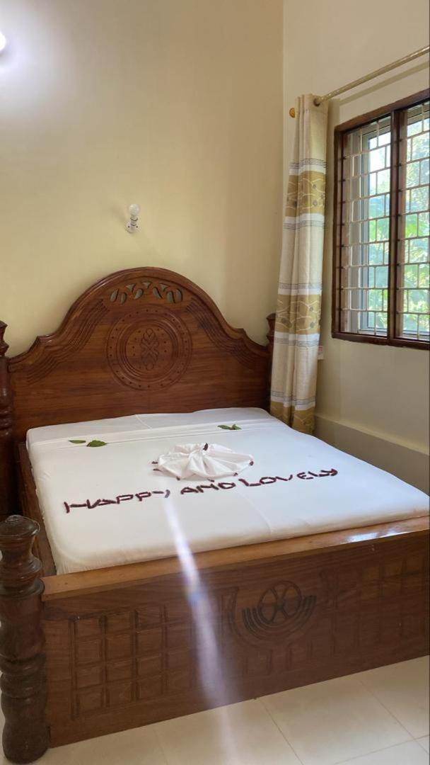 Falcon House Kendwa Bed & Breakfast Room photo